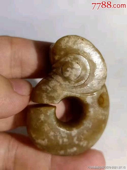红山文化玉猪龙