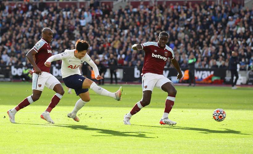 足球——英超:热刺不敌西汉姆联