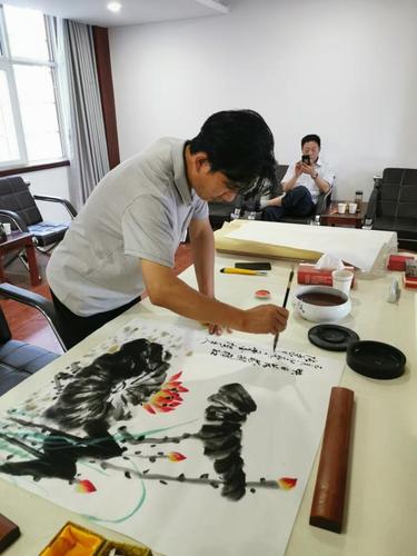 行长赵魁元,副行长马向辉,张迎辉,驻马店市美协副主席杨超重,上蔡县书