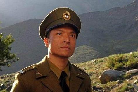 还记得《魔幻手机》里的王天霸吗?当时嫌他丑,现在觉得真硬汉!