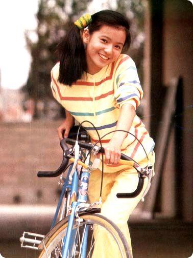  p>张瑞希,1972年1月5日出生于韩国京畿道议政府,韩国女演员.