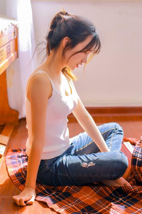 美图:清新可爱的阳光少女有没有勾起你初恋的感觉