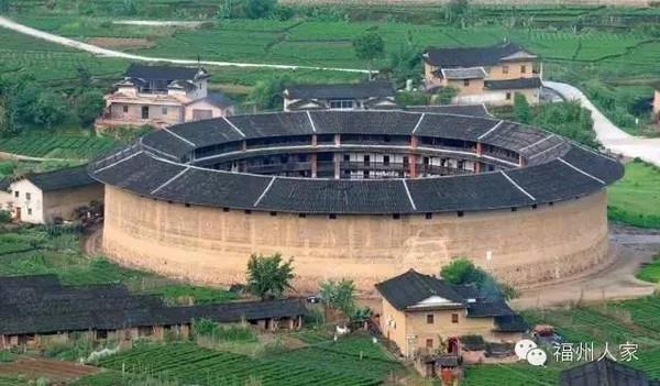 二宜楼位于华安县仙都镇大地村,是华安土楼景区有代表性的圆形土楼二