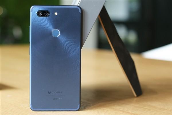 金立m7手机一下午这样了,关机后开不了,急急急!求开机方法!