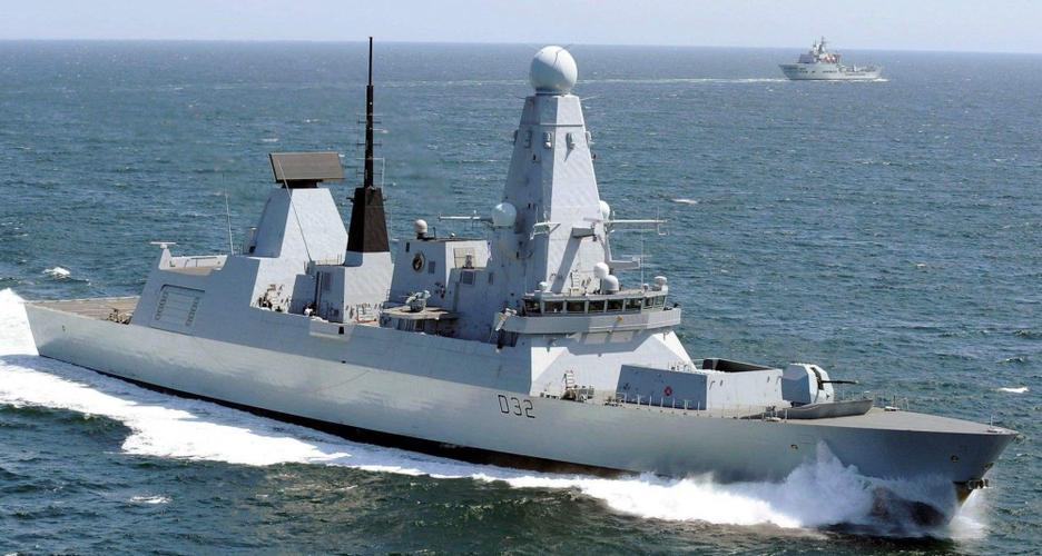 图为英国45型驱逐舰