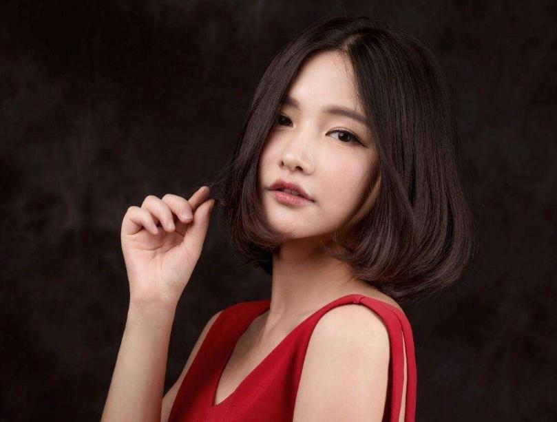 原创miss排位日记更新6年从未离开联盟却被无脑黑吃鸡主播