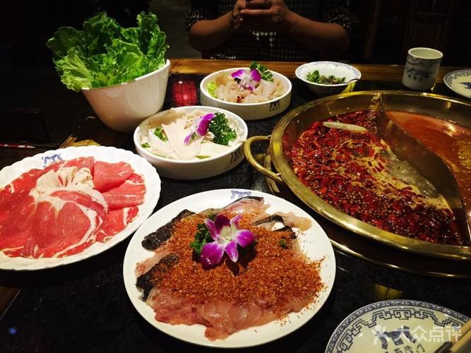 巴蜀隆门火锅(南京西路店)图片 - 第0张