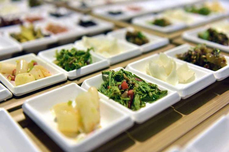 哪里有培训凉菜的 正宗小吃培训学校 传授正宗技术
