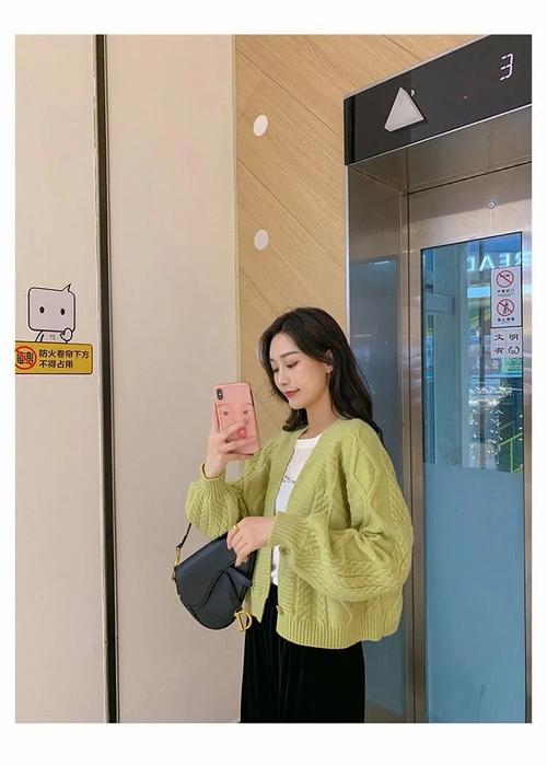 针织衫女冬季新款装短款小个子针织开衫女装外搭高腰小款毛衣女外套