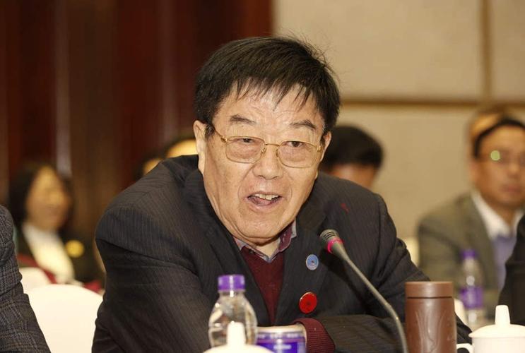 人大代表徐镜人:把国际化玩出花来!