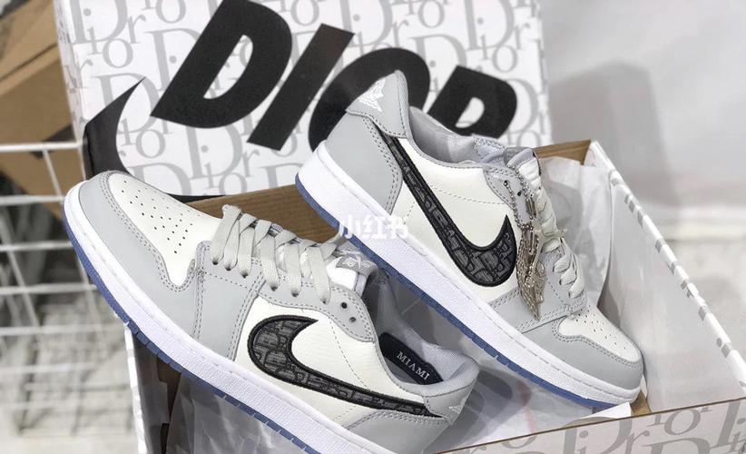 迪奥联名aj上脚非常棒_airjordan_迪奥怎么样_时尚_鞋