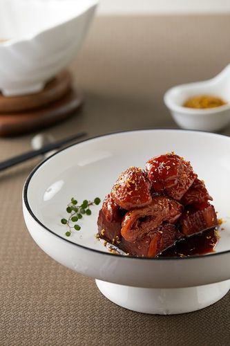 重现招牌菜当年"武林绝技" 升级版本帮菜"秘籍"面世|上海市_新浪财经