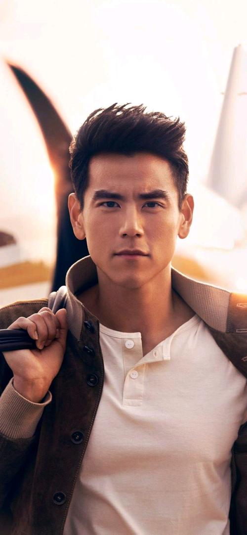 高清美图壁纸彭于晏