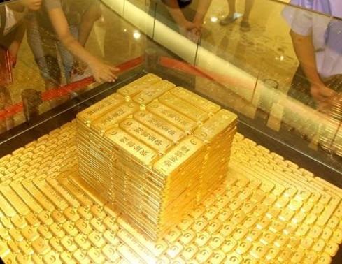 中国土豪成奢侈品市场支柱 民居380公斤黄金造厕所