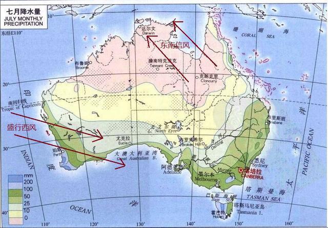 澳大利亚呈半环状分布的热带草原自然带,有着完全不同