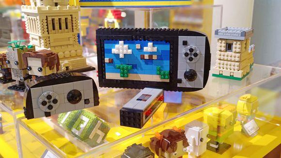 乐高制作的游戏机