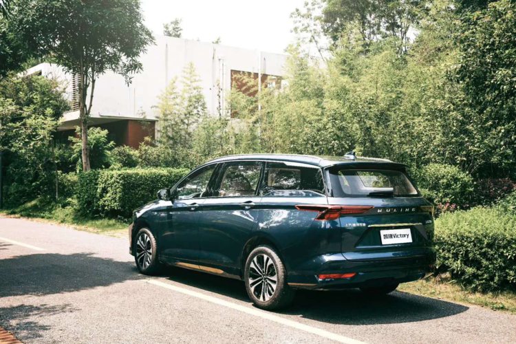 五菱凯捷销量居前,家用大四座成功出圈