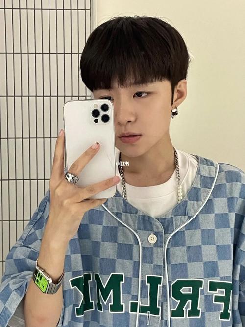 男生发型|适合学生党的基础韩式发型_发型_韩式发型_韩国_学生党_韩系