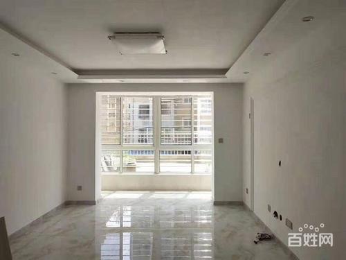 东苑小区 黄金三层精装修断桥门窗落地阳台