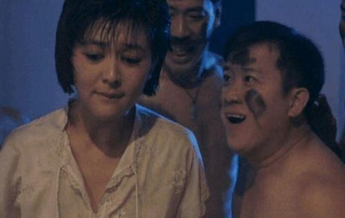 《五福星》被"揩油"的三大女星,钟楚红最清纯,关之琳成大亮点