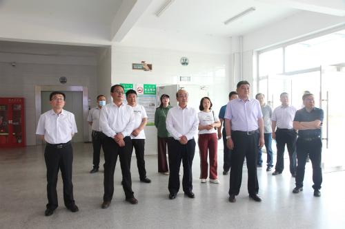 赤峰市政协副主席于凤先到我院调研 韩立中书记范体贵院长陪同