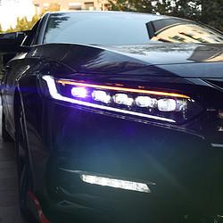 龙鼎十代雅阁大灯总成改装led矩阵前大灯跑马日行灯透镜流水转向