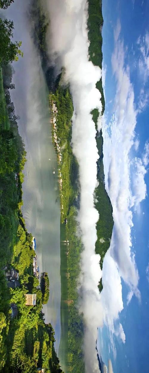 凉山州金阳县百草坡,布拖县乐安湿地和雷波县马湖风景区入选"四川最具