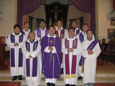 湖北:蒲圻教区四旬期神父避静