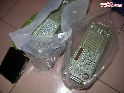 25瓦通用超短波电台