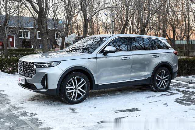 不到20万就能买下中大型suv,一汽奔腾t99了解一下