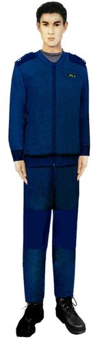 空军军服现为07式军服(全名2007式中国人民解放军军服),颜色以蓝