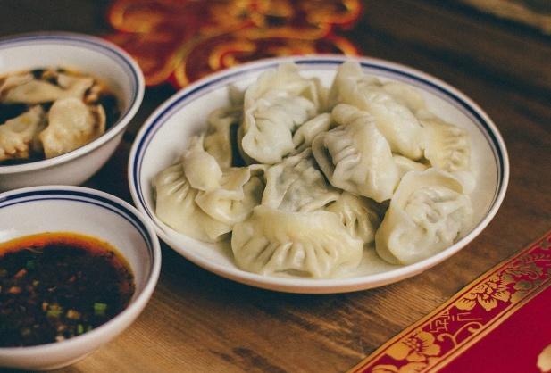 年夜饭吃饺子,不要错过这种馅!做法简单又营养,大人孩子都爱吃