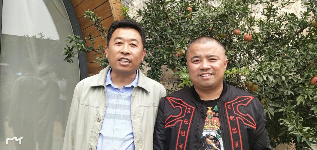 与相声演员曹随风与合影