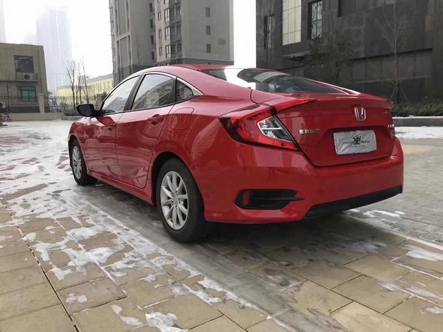17年玫瑰红本田思域1.0t黄金排量