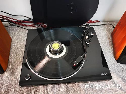 出一台天龙dp400黑胶唱机