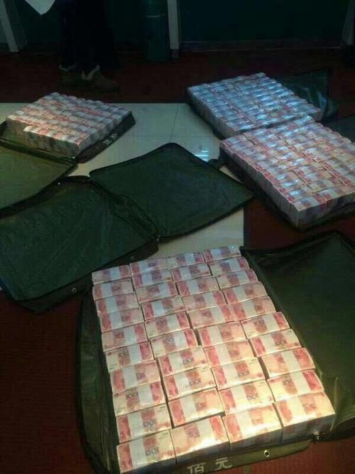 为什么富人家嫁女儿总爱把钱堆成山然后就上新闻了