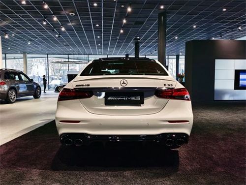 21款奔驰e53轿跑报价多少钱落地价格