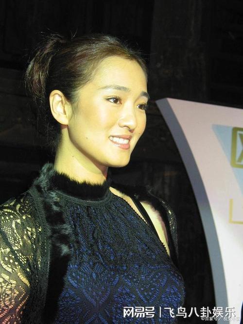 55岁巩俐放弃外国国籍,回归中国国籍!利益驱使,还是爱国之心?