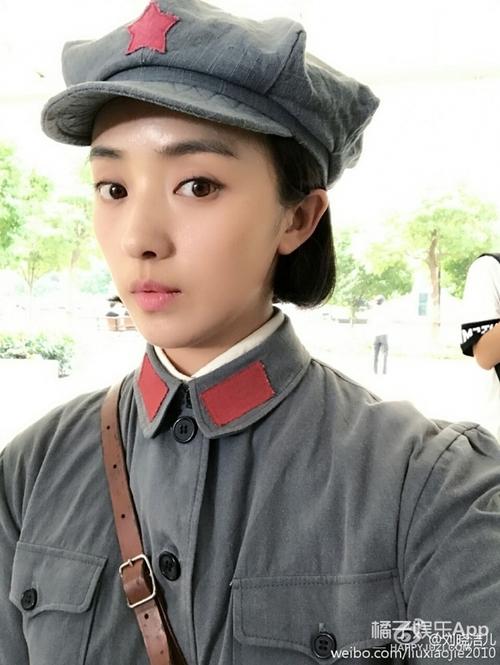 还记得《仙剑奇侠传三》里面的万玉枝吗?她现在长这样