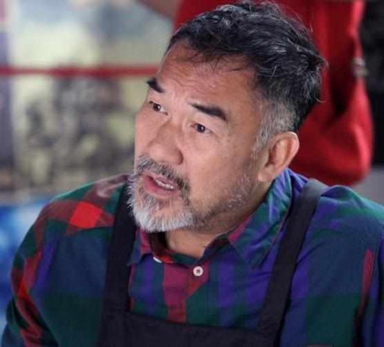 2009年46岁的苑琼丹和黄乃扬在美国结婚,婚后依然没放弃演艺事业.