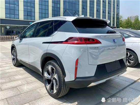 广汽传祺"aion v"到店,续航可达600km,后排空间可媲美q5!