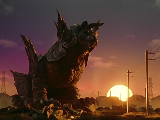 关于盖亚奥特曼中地底怪兽提古利斯的一些资料