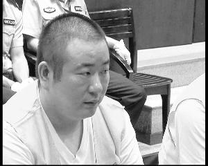 原标题:黑帮寻仇认错人当街枪杀无辜者      增城涉黑团伙的老大