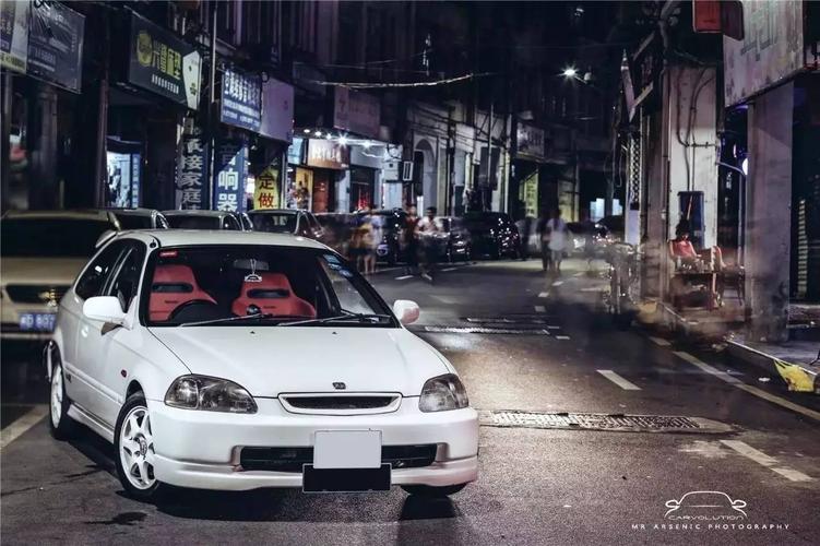 第一台type-r头衔的本田ek9-手机新浪汽车