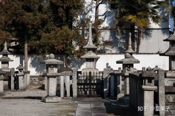 日本有哪些天皇陵墓?