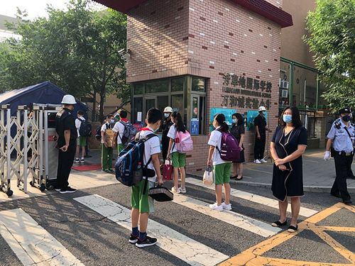 有图有真相,北京小学四五年级,幼儿园返校返园了