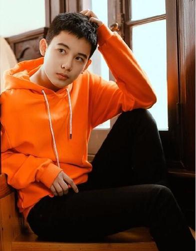 胡先煦经纪人(联系方式)13167166615