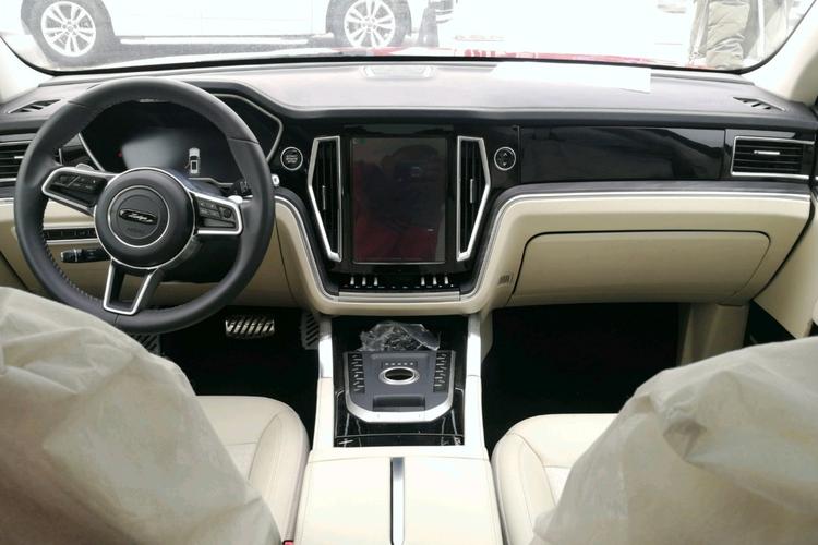 众泰t700实际油耗多少(详解众泰t700车型和油耗量)