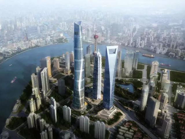 中国第一高楼再次被刷新:总高677米,中国第一,世界第二
