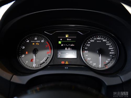 奥迪s3三厢 2015款 s3 limousine--仪表盘 / 120